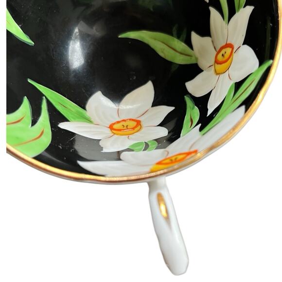 Tuscan Tea Cup & Saucer Set Black w White Daffodils Fine Bone China England EUC - Picture 5 of 10